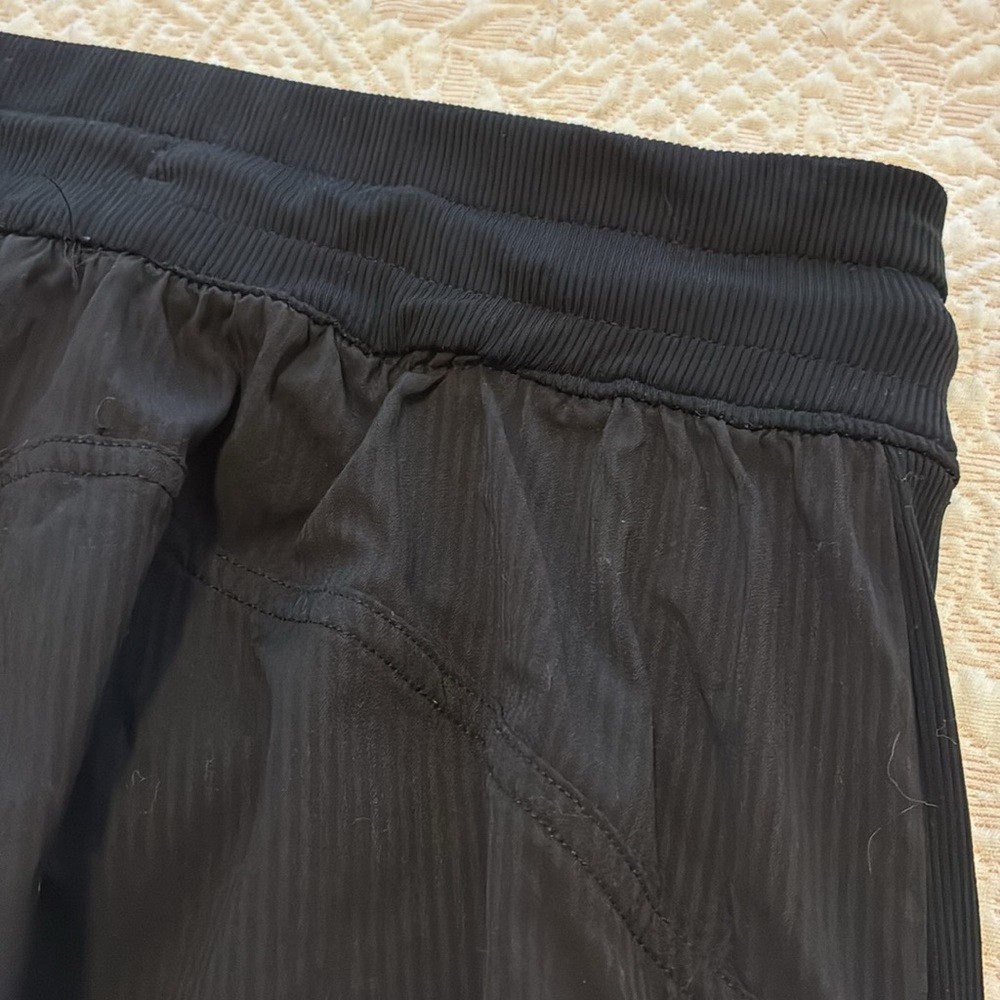 Lululemon Beyond the Studio Jogger - Picture 8 of 10